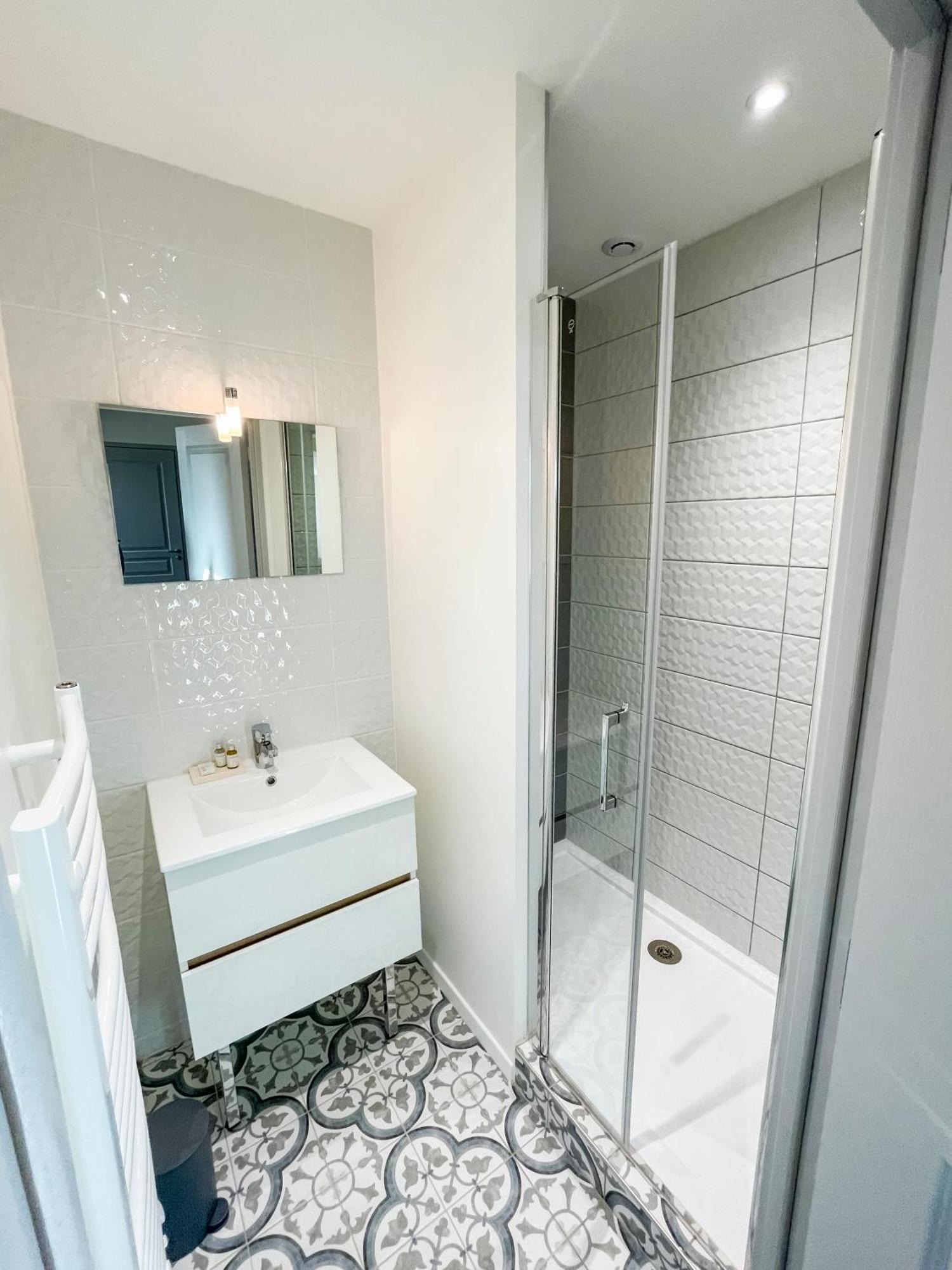 Studios Climatises En Centre Ville Bordeaux Bagian luar foto