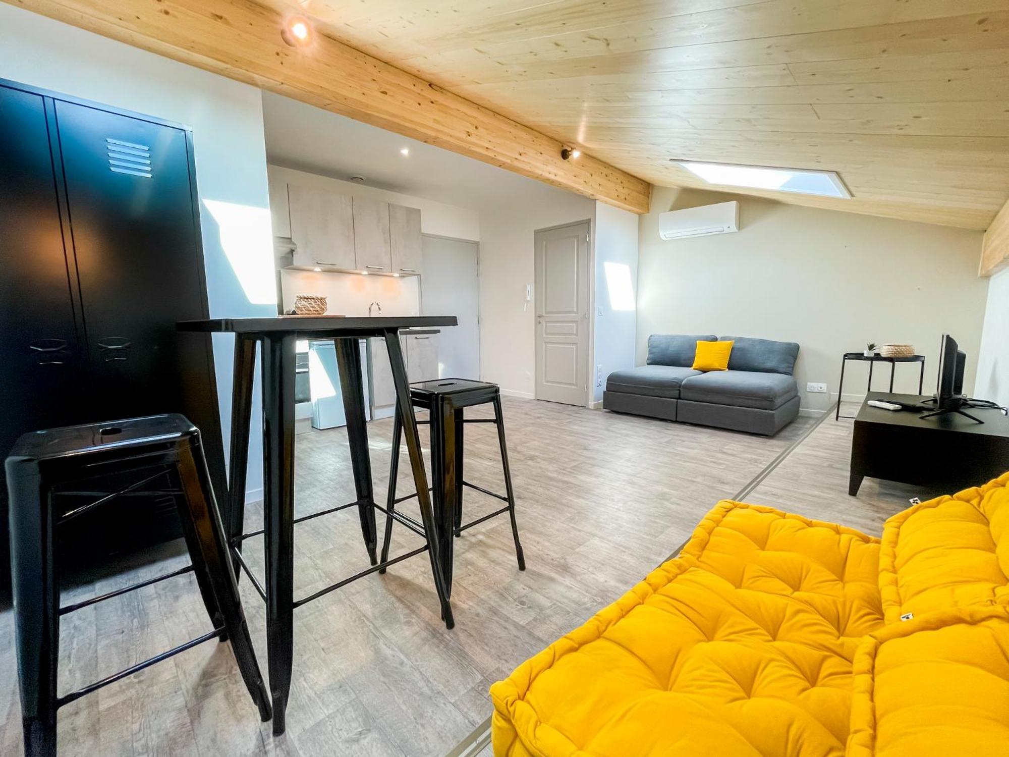 Studios Climatises En Centre Ville Bordeaux Bagian luar foto