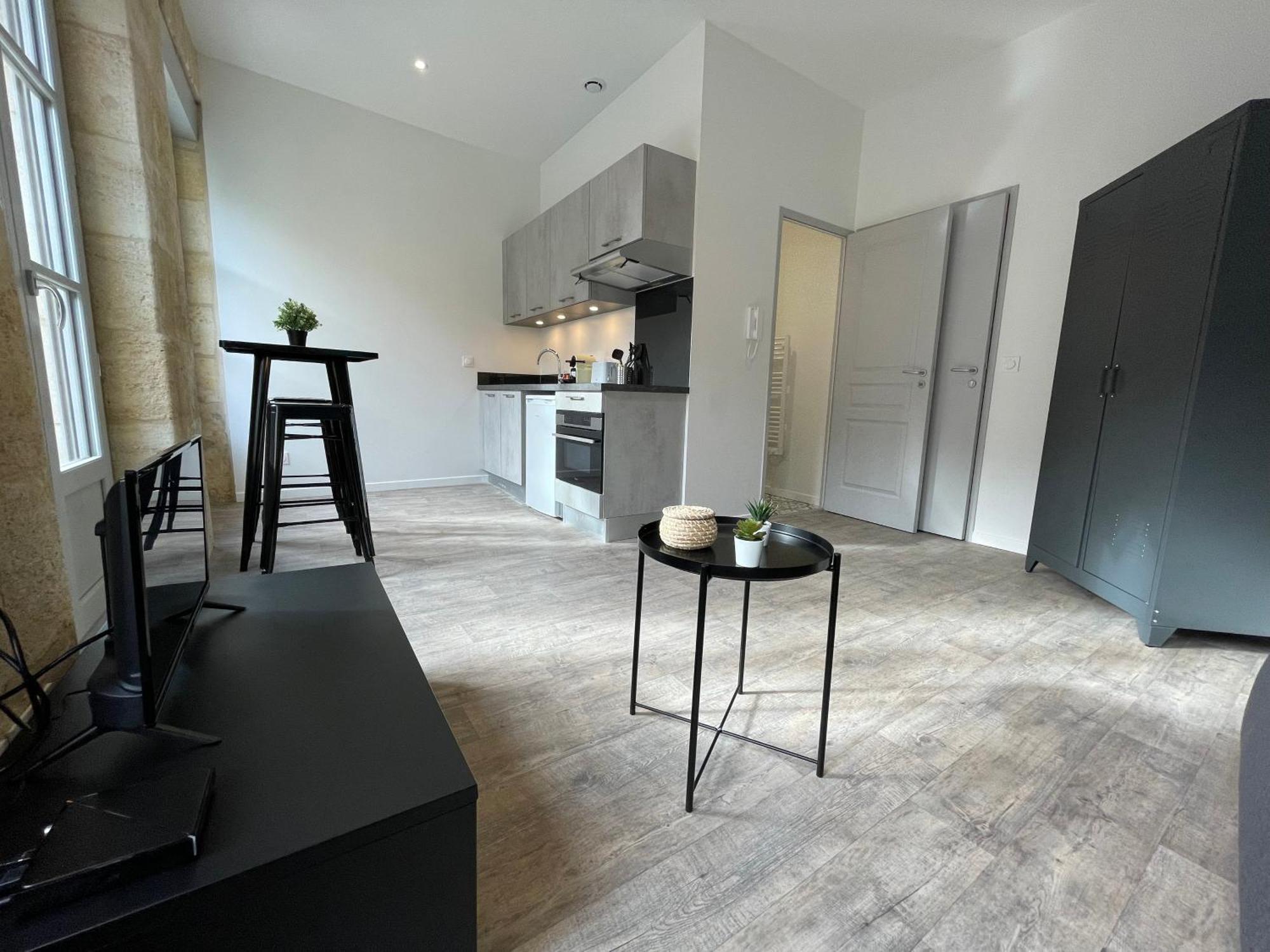 Studios Climatises En Centre Ville Bordeaux Bagian luar foto