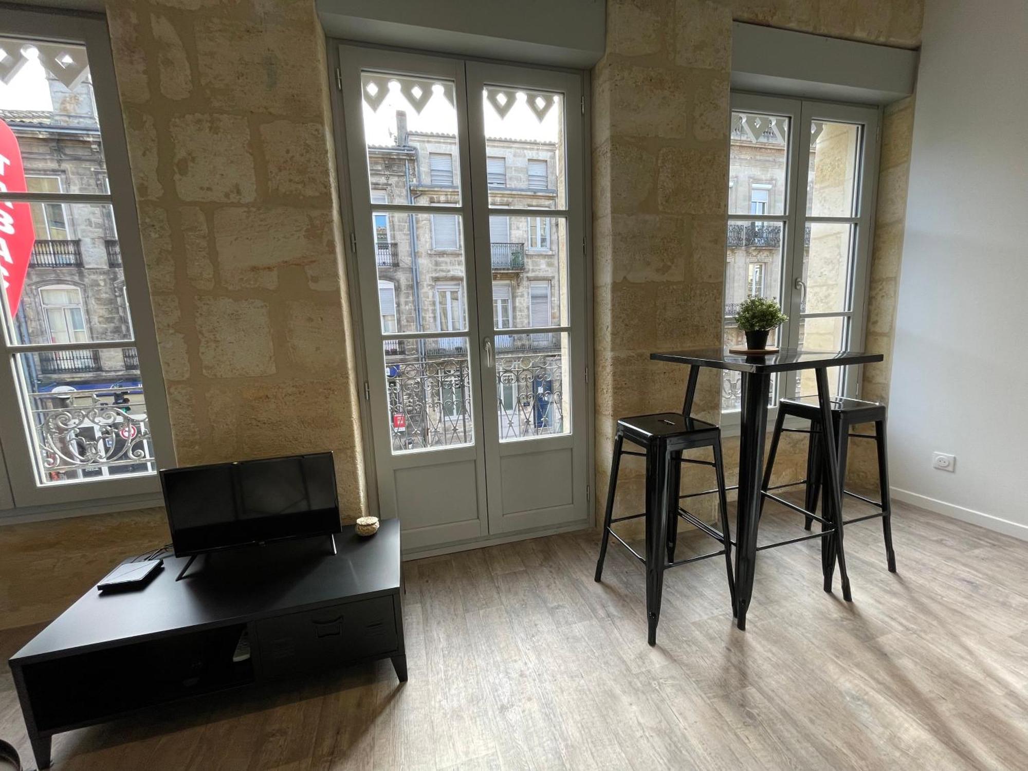 Studios Climatises En Centre Ville Bordeaux Bagian luar foto